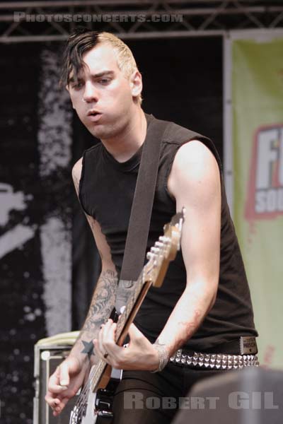 ANTI-FLAG - 2005-06-25 - CERGY - Base de Loisirs - 